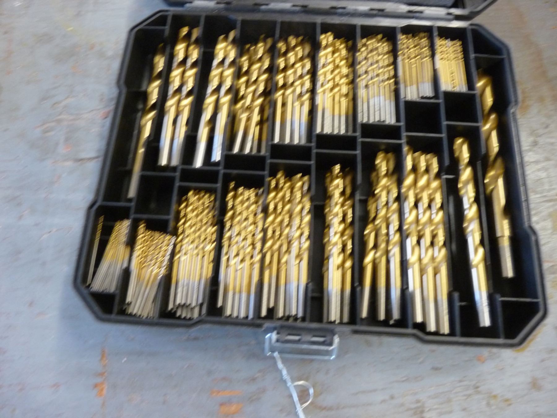 Mastercraft drill bit set