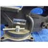 Image 9 : Maximum 6 inch bench vice