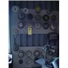 Image 1 : GRINDING WHEELS & CABINET