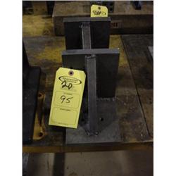 (2) ANGLE PLATES