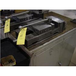 KURT MACHINE VISE