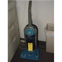 VACUUM CLEANER