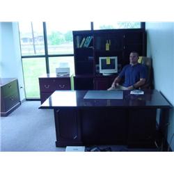 (4) PC EXECUTIVE OFFICE FURNITURE