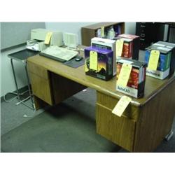 (2) PC DESK & CART