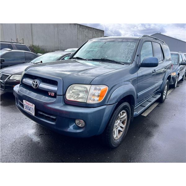 2005 Toyota Sequoia SR5
