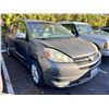 Image 2 : 2005 Toyota Sienna XLE 7 Passenger