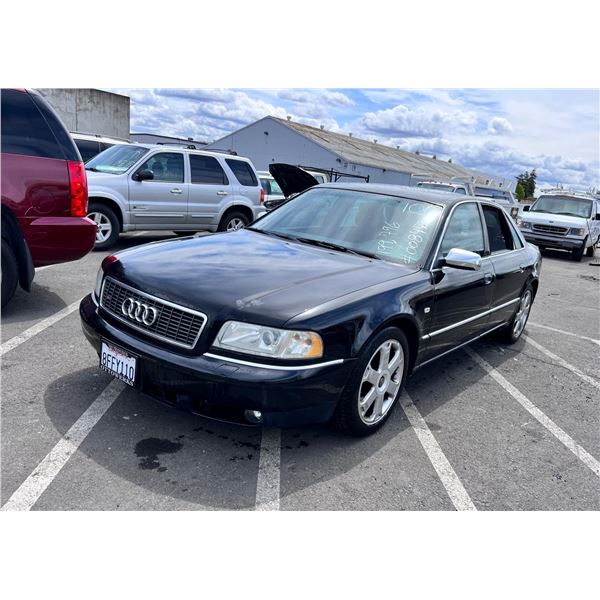 2002 Audi S8 quattro