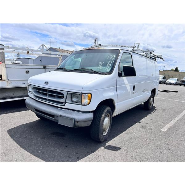 1999 Ford E-250
