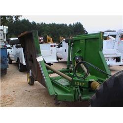 JOHN DEERE 1517 BATWING