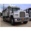 Image 1 : 1991 MACK R600 TRI-AXLE DUMP