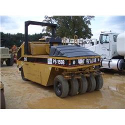 CAT PS150B PNEUMATIC ROLLER