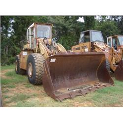 YALE RUBBER TIRED LOADER