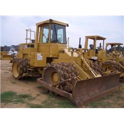 CAT 815B COMPACTOR
