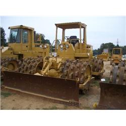 CAT 815 COMPACTOR