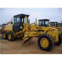 KOMATSU GD650A MOTOR GRADER