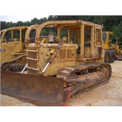 CAT D5 CRAWLER TRACTOR
