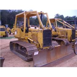 JOHN DEERE 450G CRAWLER TRACTOR