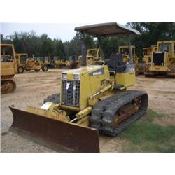 KOMATSU D20P-7 CRAWLER TRACTOR