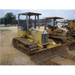 KOMATSU D20P CRAWLER TRACTOR