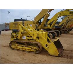 JOHN DEERE 440 CRAWLER LOADER