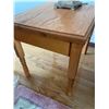 Image 1 : Oak Side Table