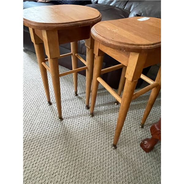 Pair of Small Wood SIde Table
