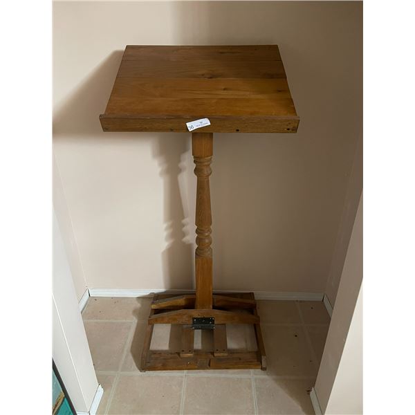 Wood Podium