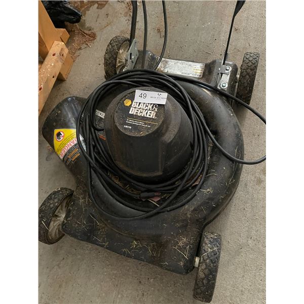 Black & Decker Electric Lawn Mower LM115 7 Amp 120 Volt