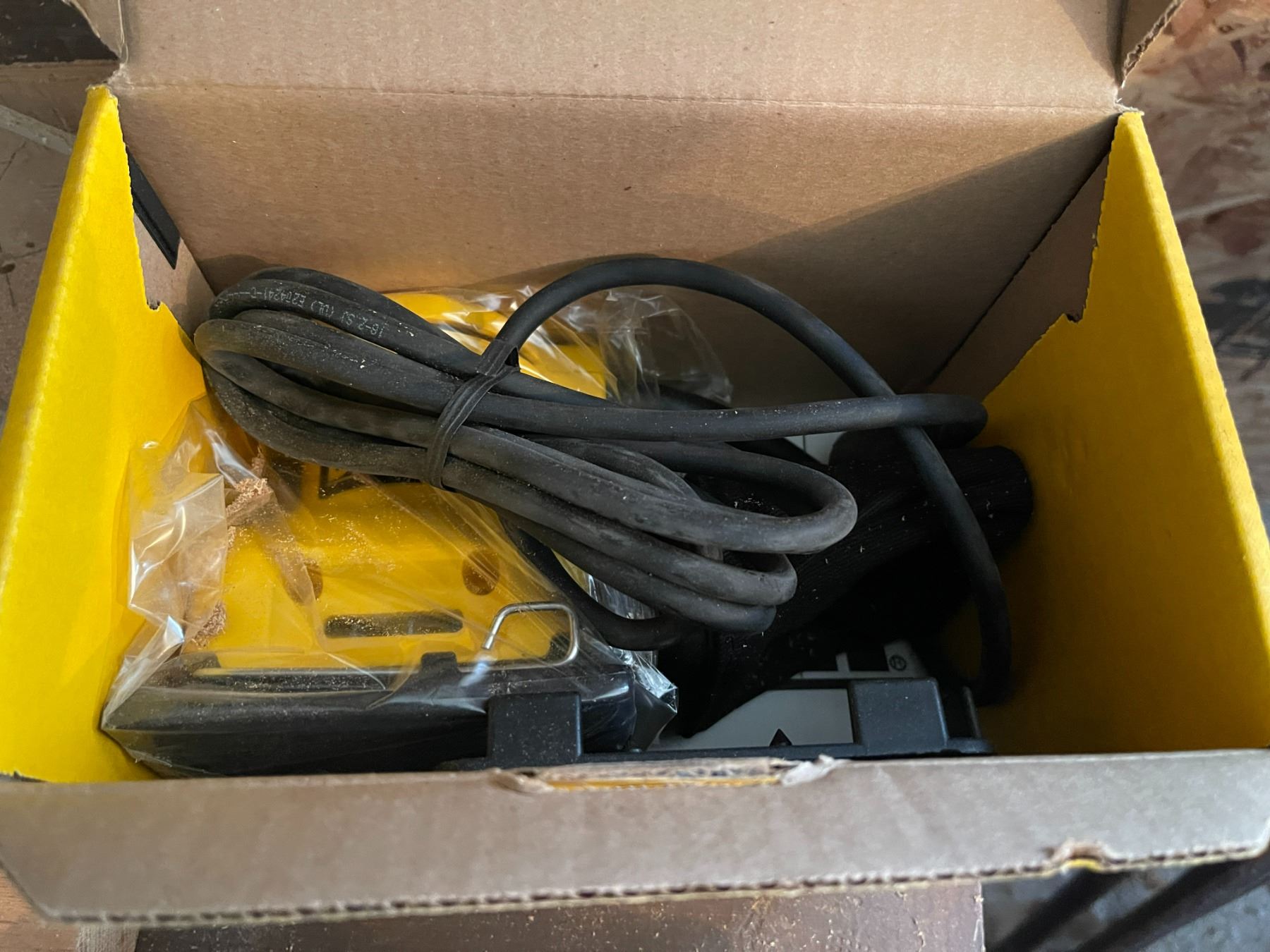 Spring Sanders Dewalt DW411 Pawn Spring Sander