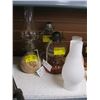 Image 1 : 3 COAL OIL LAMPS