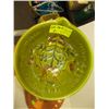 Image 3 : RCAF COPPER PLATE & A WAFFLE HOTCAKES BATTER BOWL