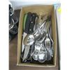 Image 3 : JUICER, SPICERACK & LOT OF CUTLERY