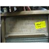 Image 2 : GLASS WASHBOARD