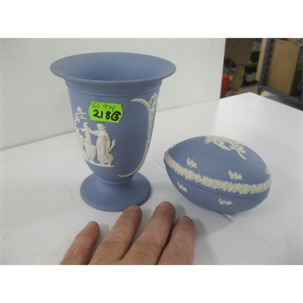 2 PIECES OF WEDGEWOOD: VASE & EGG SHAPE LIDDED DISH