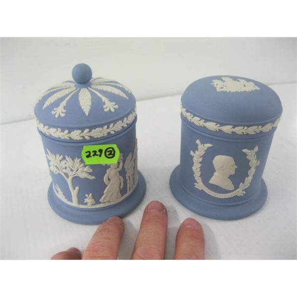 2 LIDDED WEDGEWOOD DISHES