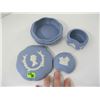 Image 2 : 2 LIDDED WEDGEWOOD DISHES
