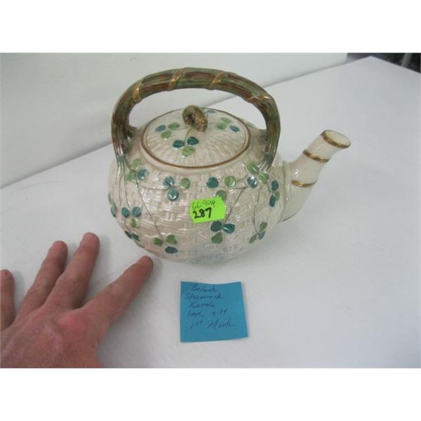 BELLEEK SHAMROCK KETTLE, LARGE, GILT 1ST MARK