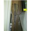 Image 2 : WOODEN QUEEN SIZE BEDFRAME