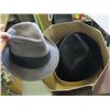 Image 1 : ORIGINAL HATBOX W/2 FELT HATS - BOTH SIZE 7 1/8
