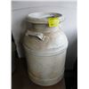 Image 1 : MILK CAN