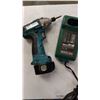 Image 2 : MAKITA 12V CORDLESS IMPACT DRIVER W/CHARGER & BATTERY