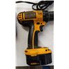 Image 2 : DEWALT 14.4V DRILL W/2 BATTERIES & CHARGER