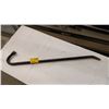 Image 3 : SET OF HEAVY DUTY JUMPER CABLES & PRY BAR