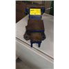 Image 2 : SWIVEL BENCH VICE
