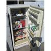 Image 2 : STORAGE FRIDGE W/ASST. PAINTS, GELCOATS, ETC.