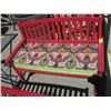 Image 1 : RED PADDED PATIO BENCH - FOLDING COLLAPSIBLE