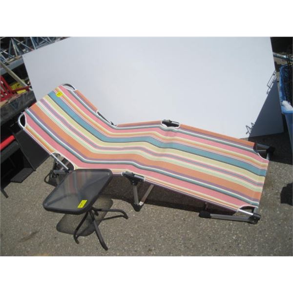 FOLDING PATIO LOUNGE CHAIR & SM. TABLE