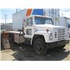 Image 1 : 1988 S1600 INTERNATIONAL FLAT DECK: VIN 1HTLAZPK1JH528836 - RUNNING, DIESEL, AUTOMATIC, 134,104KMs,
