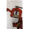 Image 2 : CLAMP ON PIPE VICE