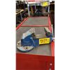 Image 1 : SM. RECORD BENCH VICE
